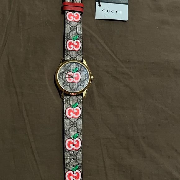 Gucci G-Timeless - Picture 3 of 4